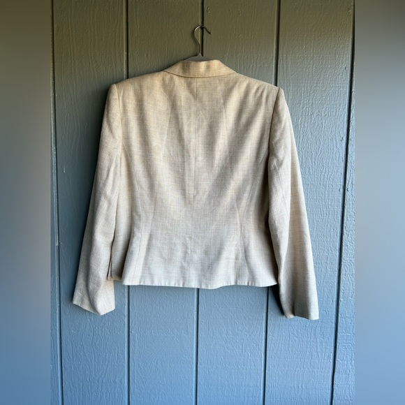 Ann Taylor Loft Blazer - Picture 2 of 8